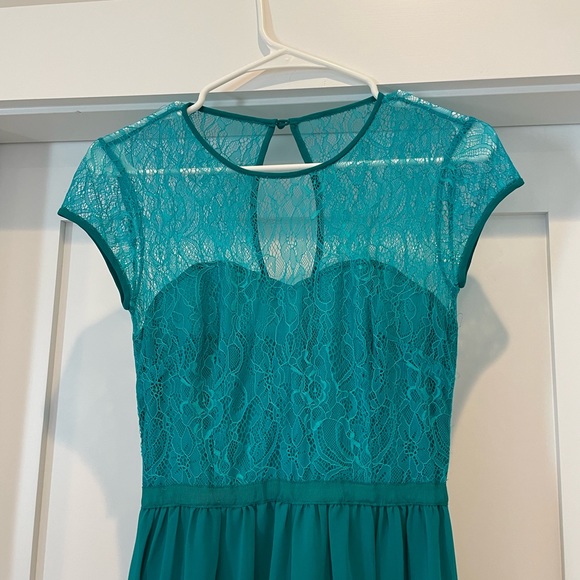 Erin Featherston gown - Picture 2 of 4